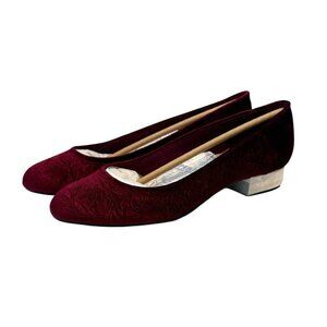 Isaac Mizrahi Women's Embossed Velvet Pearl Heeled Ballet Flat Wine Size 9.5 NIB
